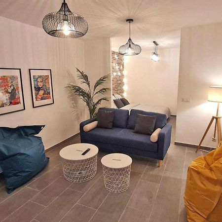 Gregbnb - Centre Ancien - T2 Style Loft Toulon Exterior photo